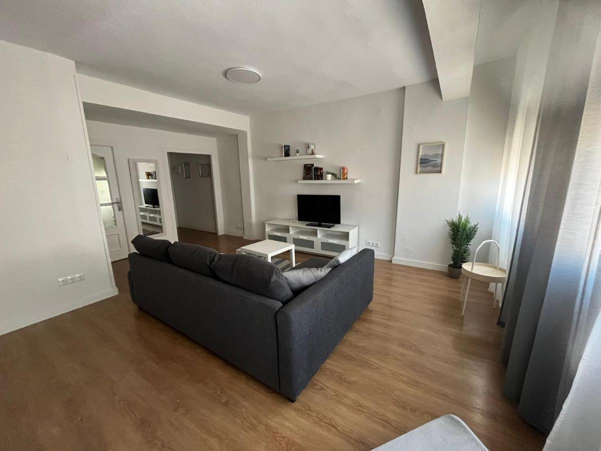 Estupendo Apartamento En Estacion-Centro, Wifi, Agua Por Osmosis Cartagena Luaran gambar